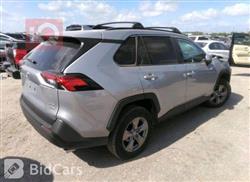 تۆیۆتا ڕاڤ 4